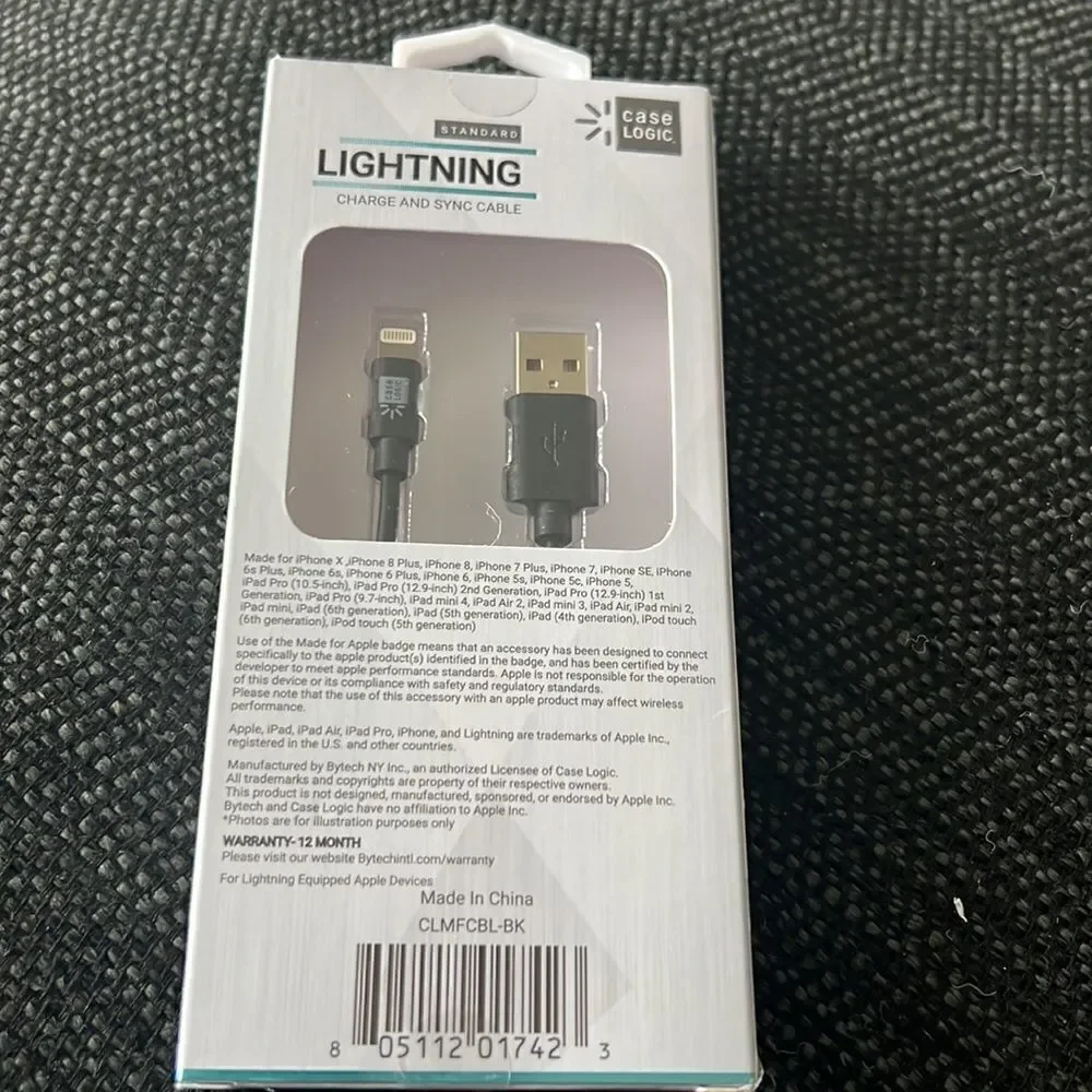 3.5 lightning charger for Apple products black